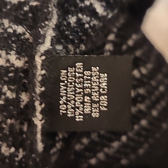 CARHERINE MALANDRINO  zebra print long sweater - Picture 5 of 6